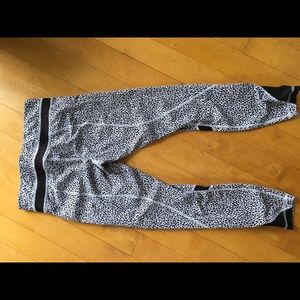 Lululemon animal print leggings